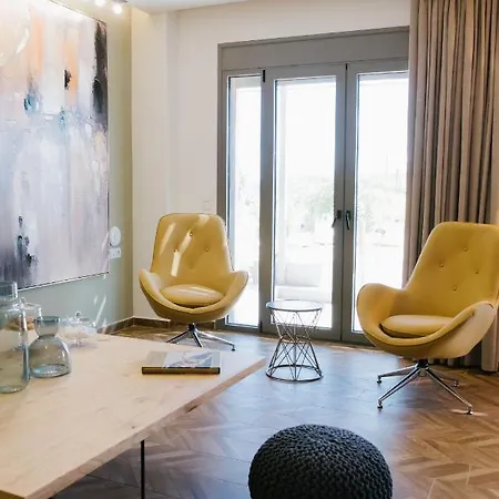 Aqua Blue Suites Apartment *