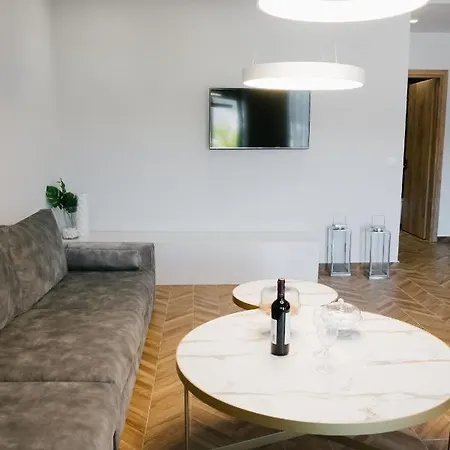 Aqua Blue Suites Apartment Karteros