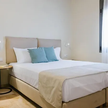 Aqua Blue Suites *