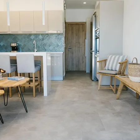 Apartment Aqua Blue Suites Karteros