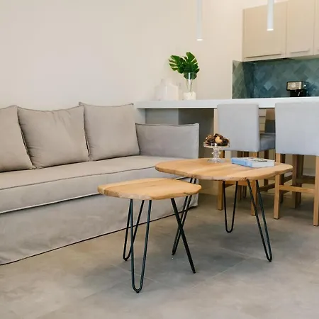 Aqua Blue Suites Apartment *
