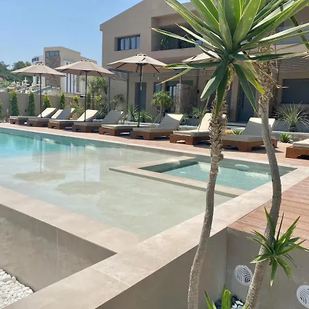 Aqua Blue Suites *
