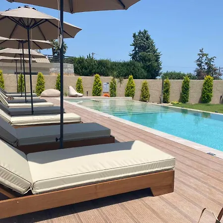 Aqua Blue Suites Karteros